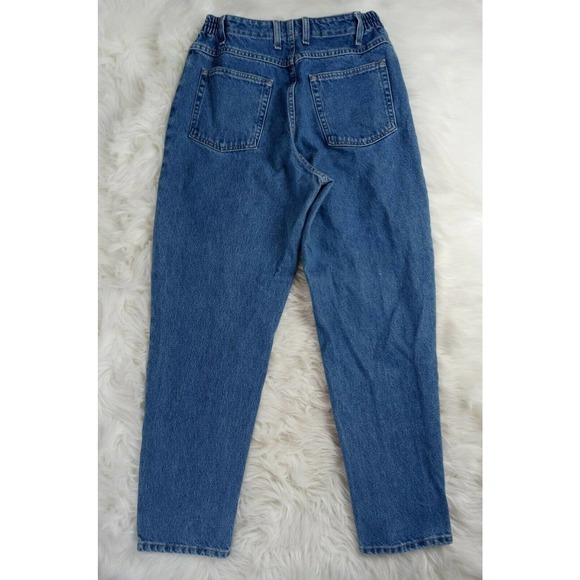 L.L. Bean original fit Tapered leg relaxed jeans - Picture 3 of 9